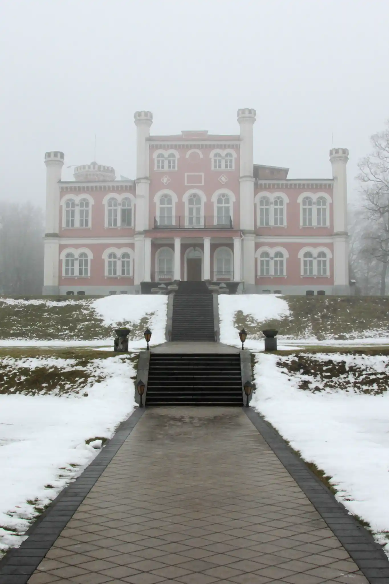Bīriņu pils parks ziemā