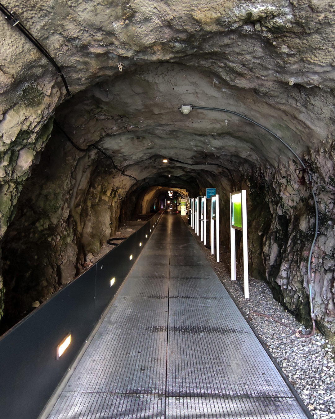 Slidkalniņš no elles un robežu vājprāts. Grāca, Austrija. Četratā pa Eiropu – 5. sērija.