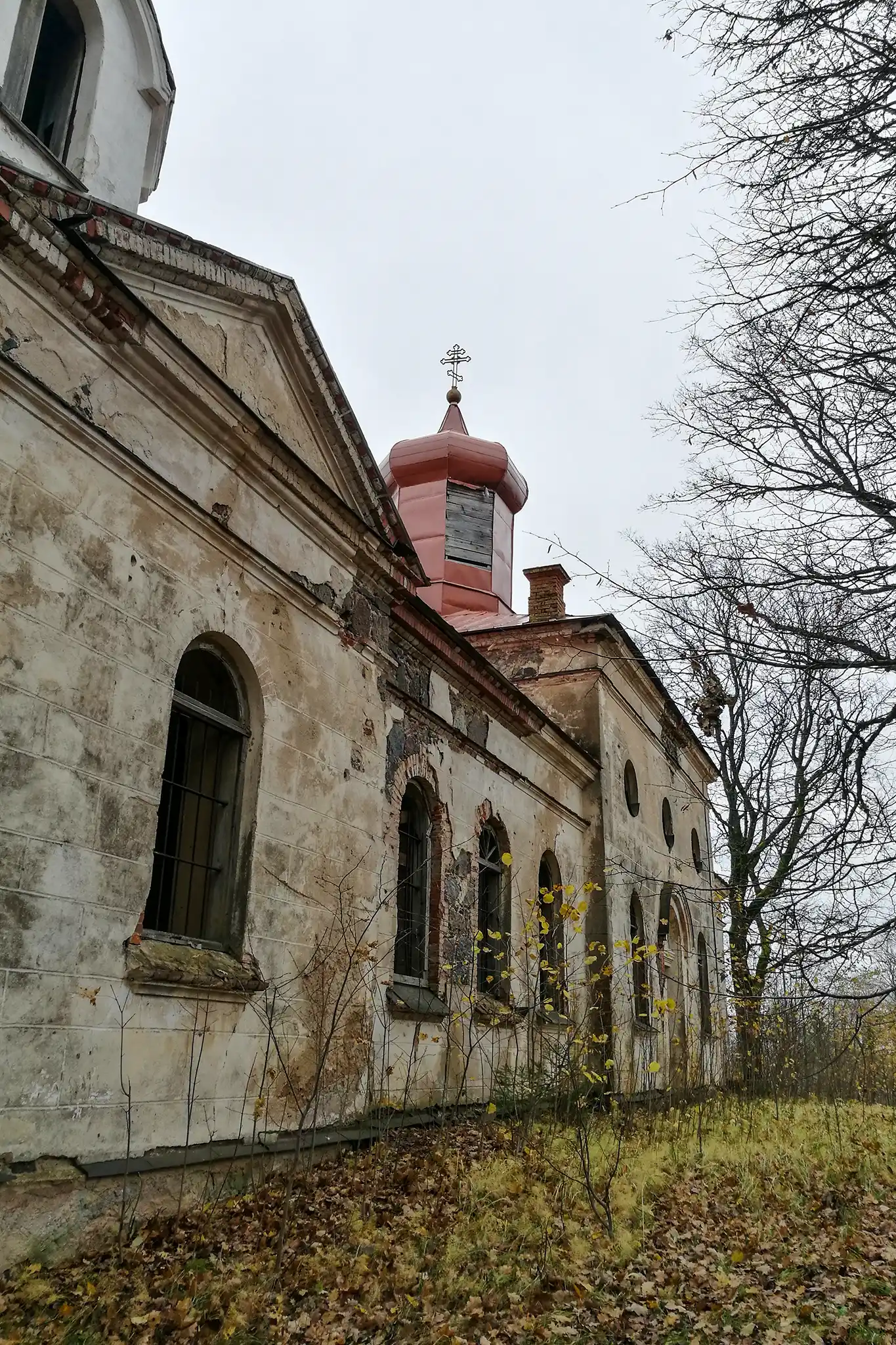 Rudens Vidzemē – Kārzdabas pareizticīgo baznīcas drupas